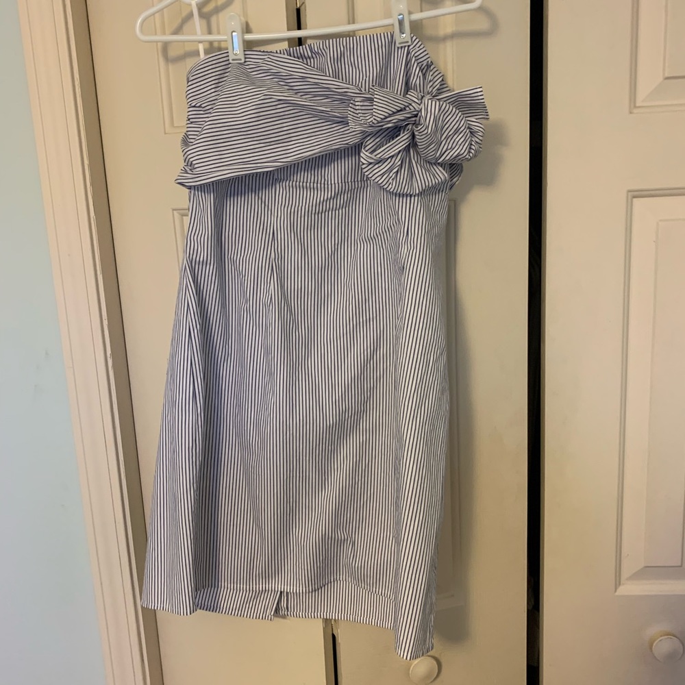 Darling strapless sundress